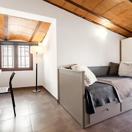 Tgn-penthouse-duplex-historical-5pax-beach-wifi-ac 20