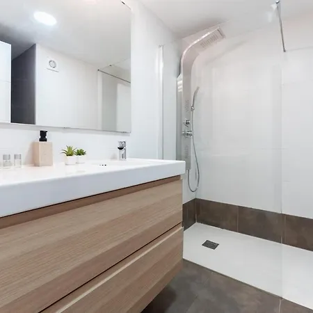 Tgn-penthouse-duplex-historical-5pax-beach-wifi-ac 20